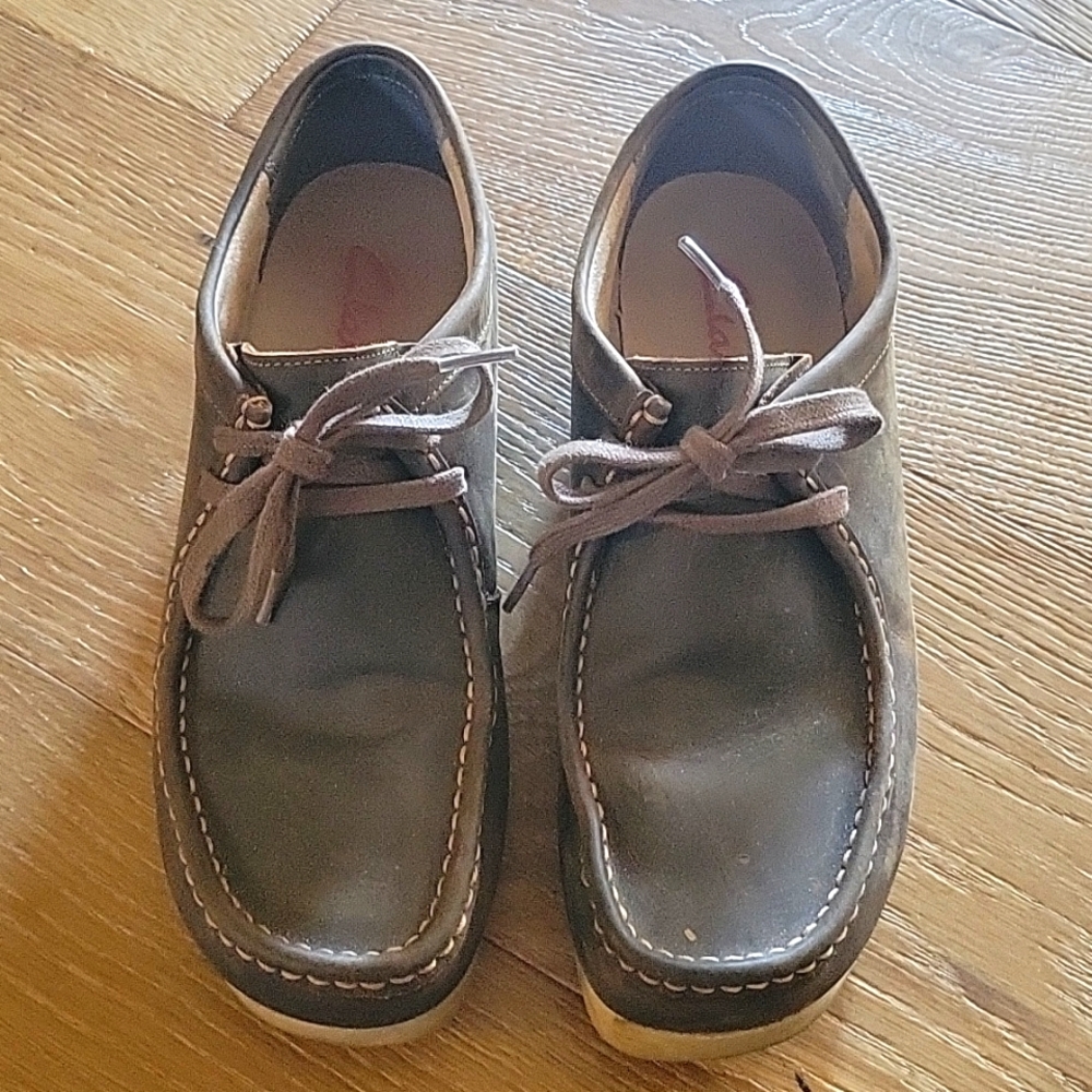 Clarks leather wallabee men's 9